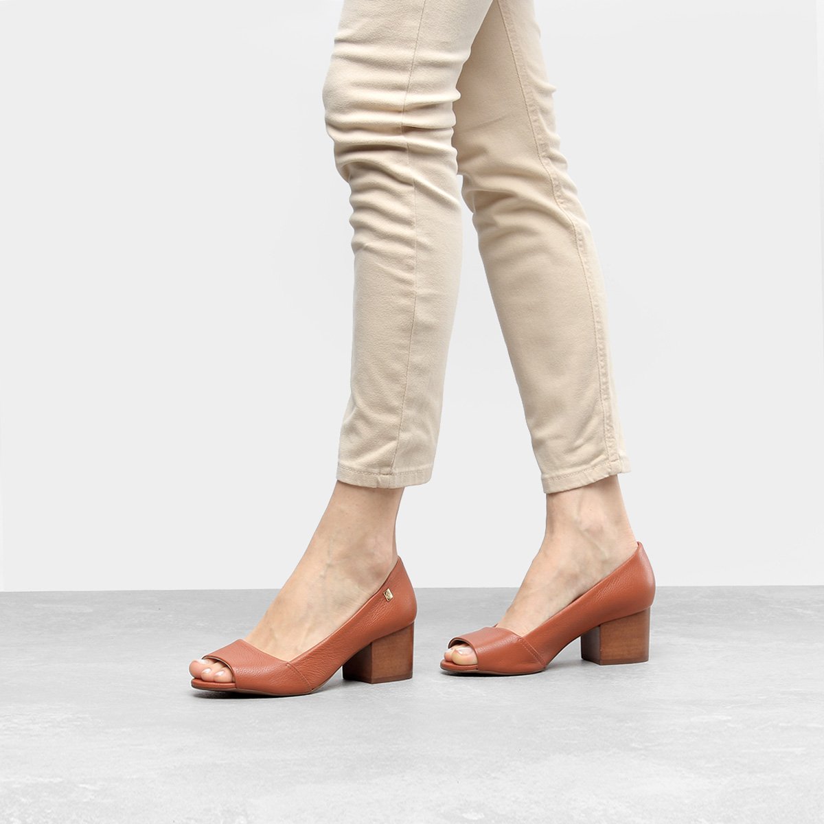 Peep Toe Couro Loucos \u0026 Santos Salto Grosso - Caramelo | Zattini